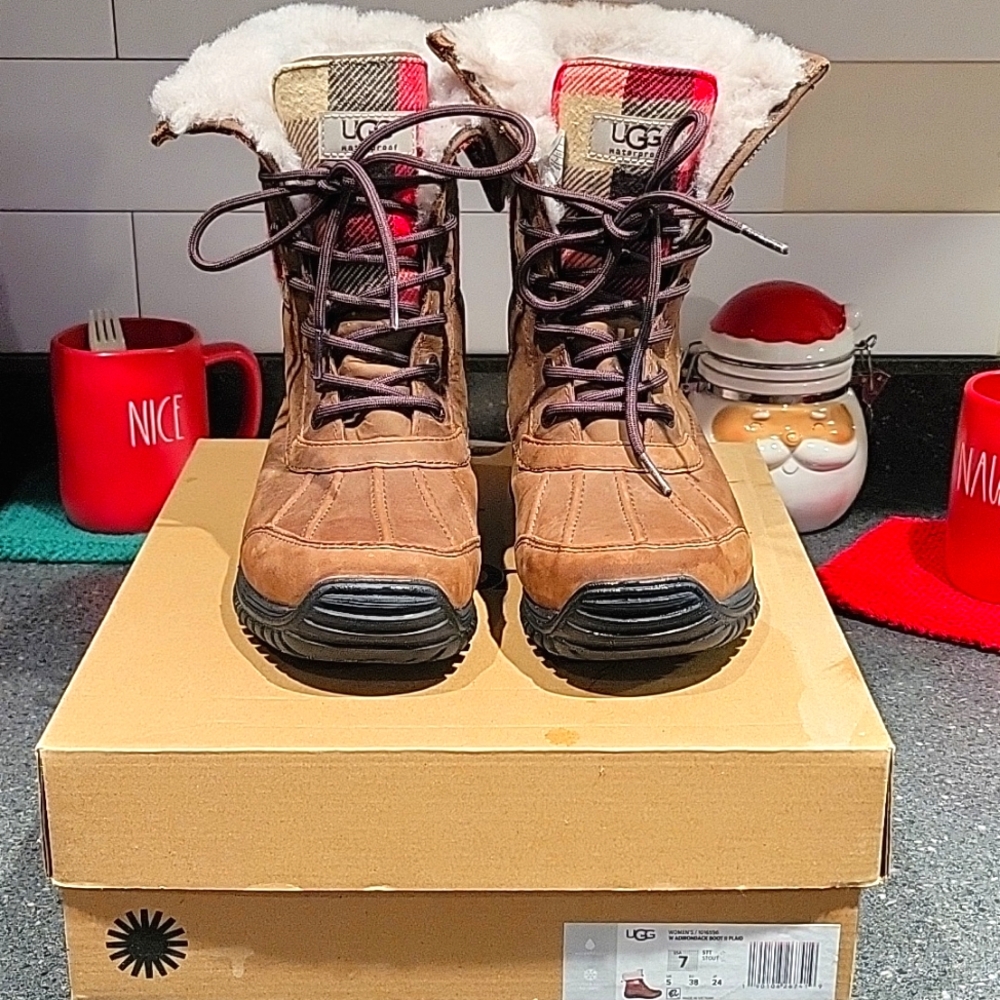 W Adirondack boot 2 plaid brown size 7